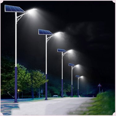 农村公路8米单臂太阳能路灯led照明灯具镀锌灯杆 - 爱企查