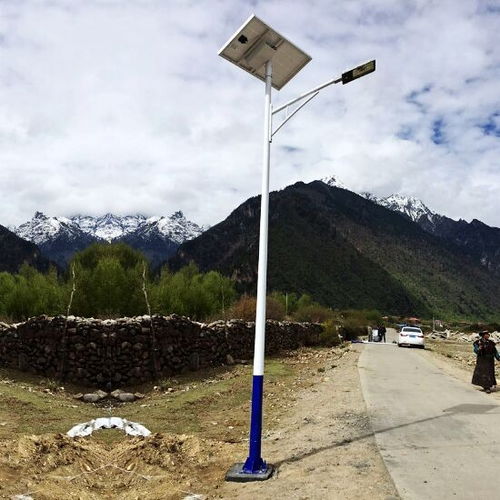 北京密云农村地区30W太阳能LED路灯的一般价位解析